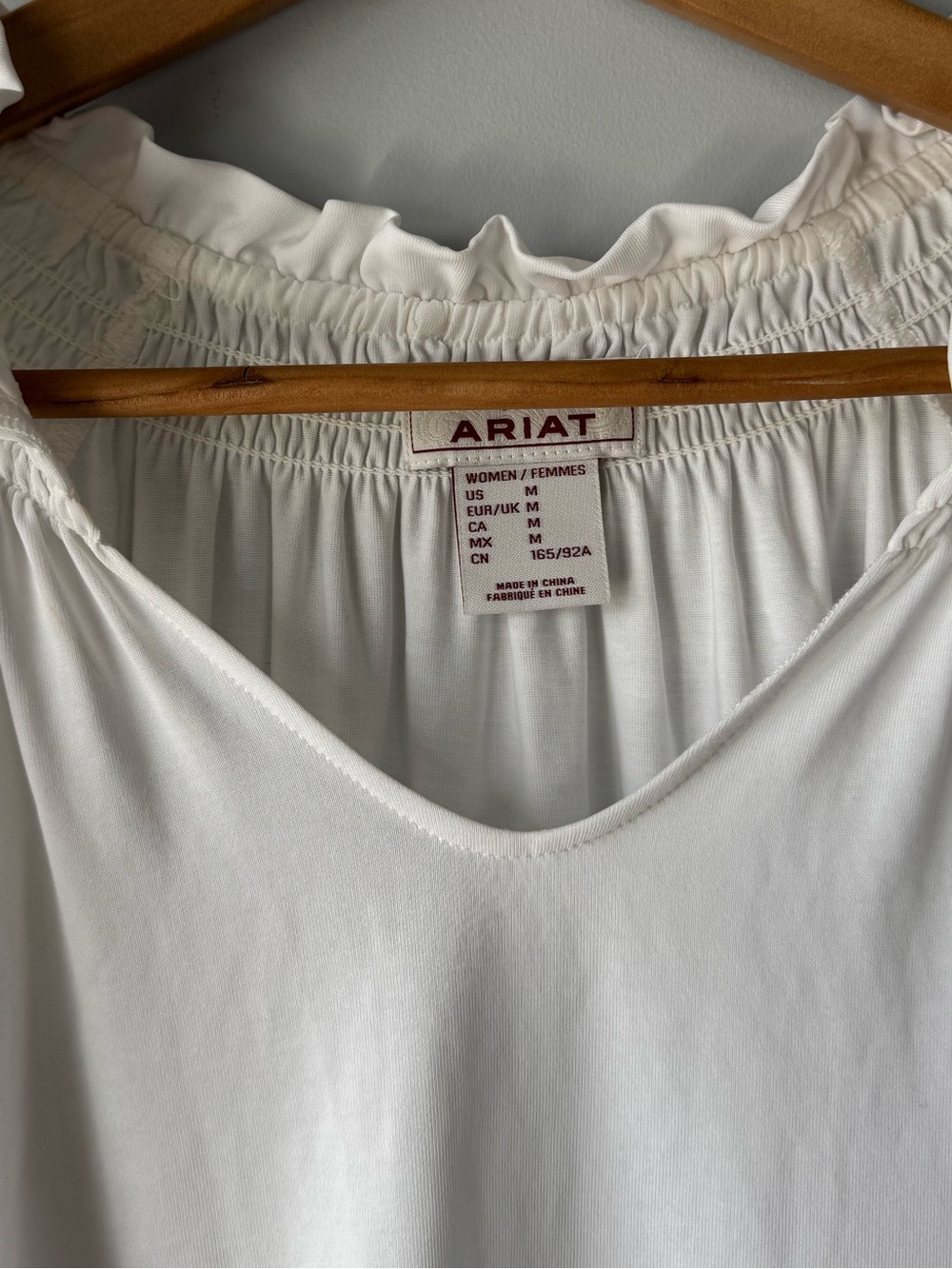 (M) Ariat White Ruffle Tie-Neck Blouse - Picture 2 of 7